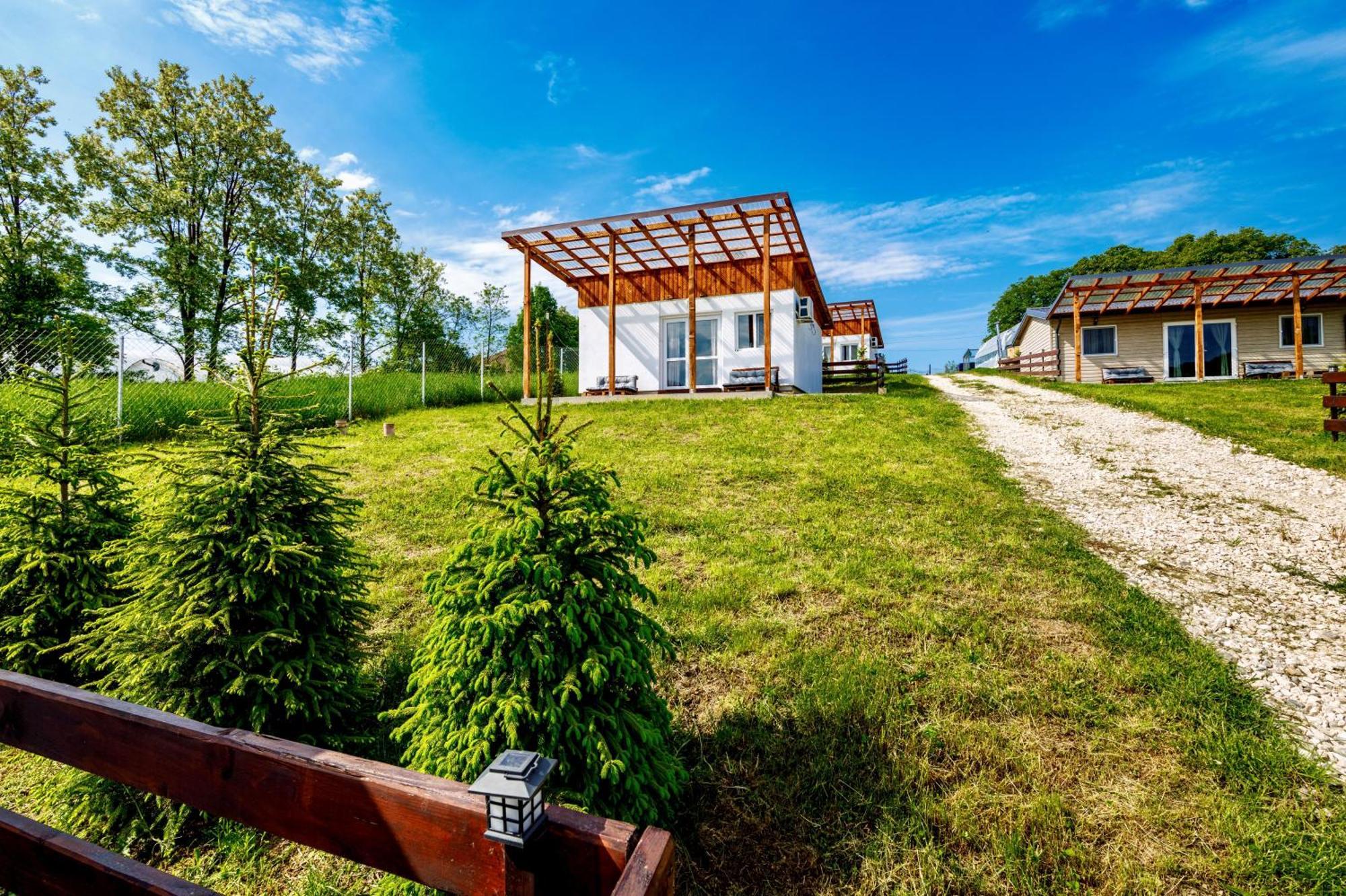 Garden Village Retreat * Bughea de Sus
