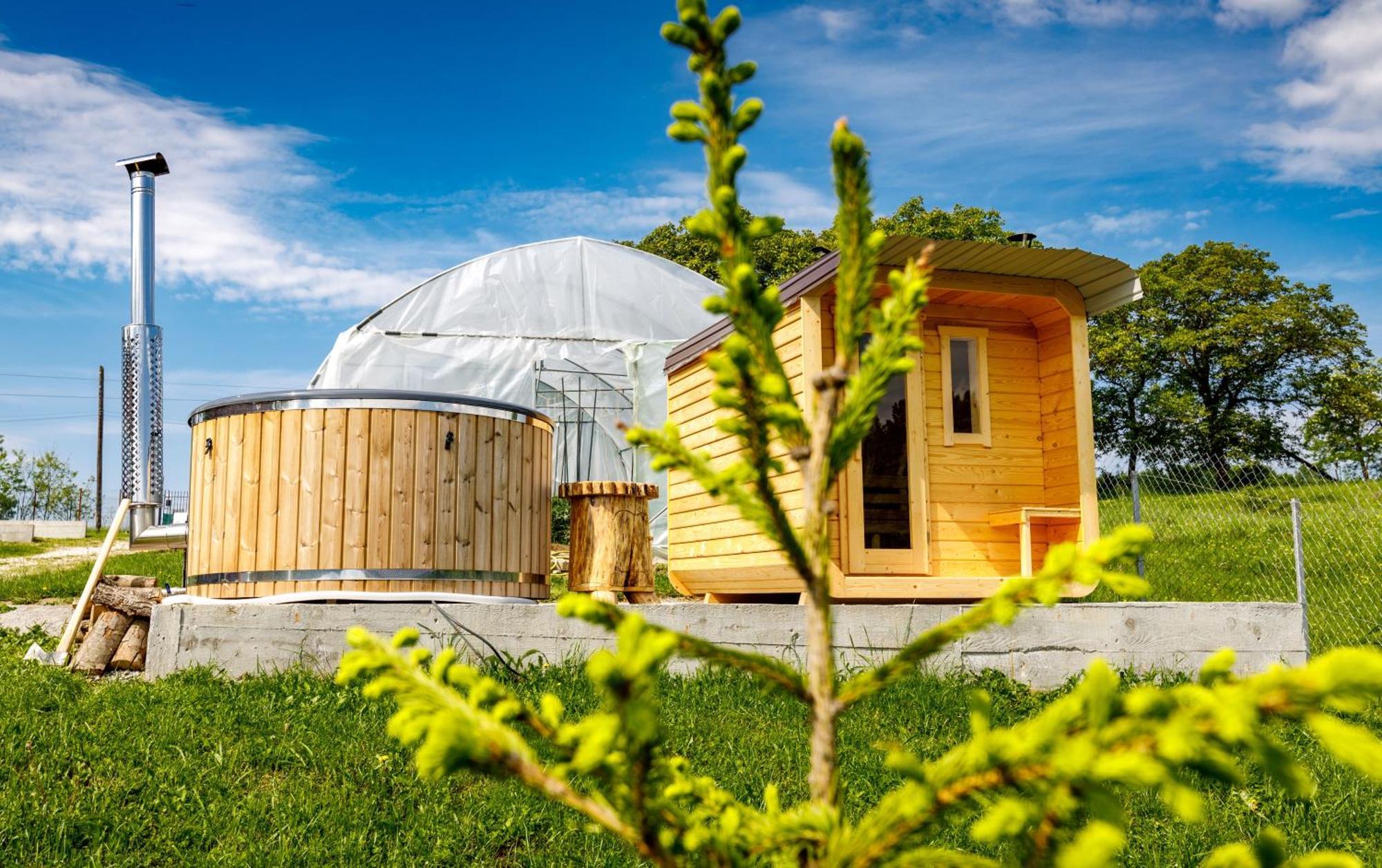 Garden Village Retreat Bughea de Sus